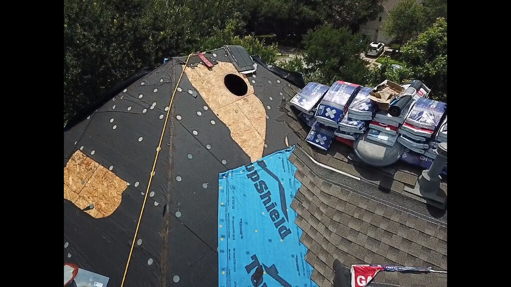 Pflugerville roof replacement and new roof installation on top of a residential home.