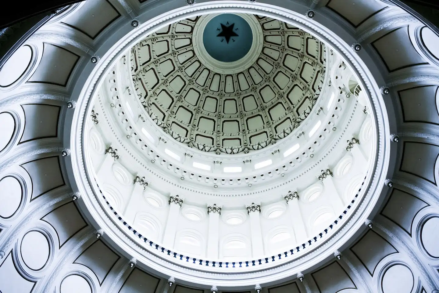 Energy-Efficient Austin Roofing Systems to Beat the Heat
