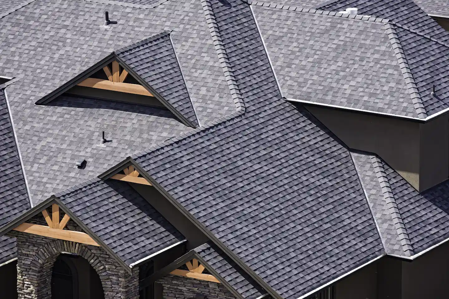GAF Roofing Shingles: Why They’re a Top Choice for Roofing