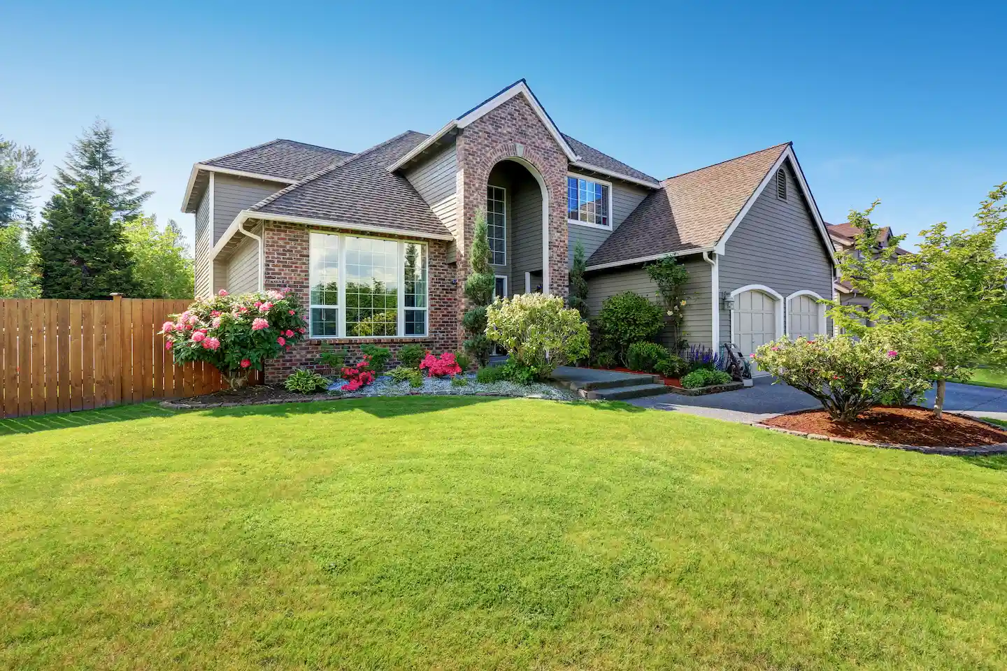 How Long Does Vinyl Siding Really Last in Austin, Texas?